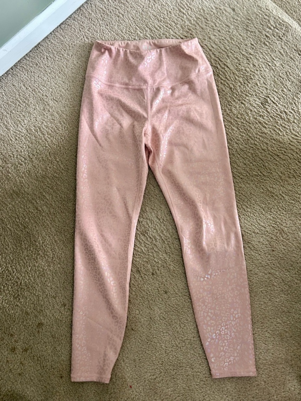 IVL Collective women’s Light Pink Shimmer Leopard-Print